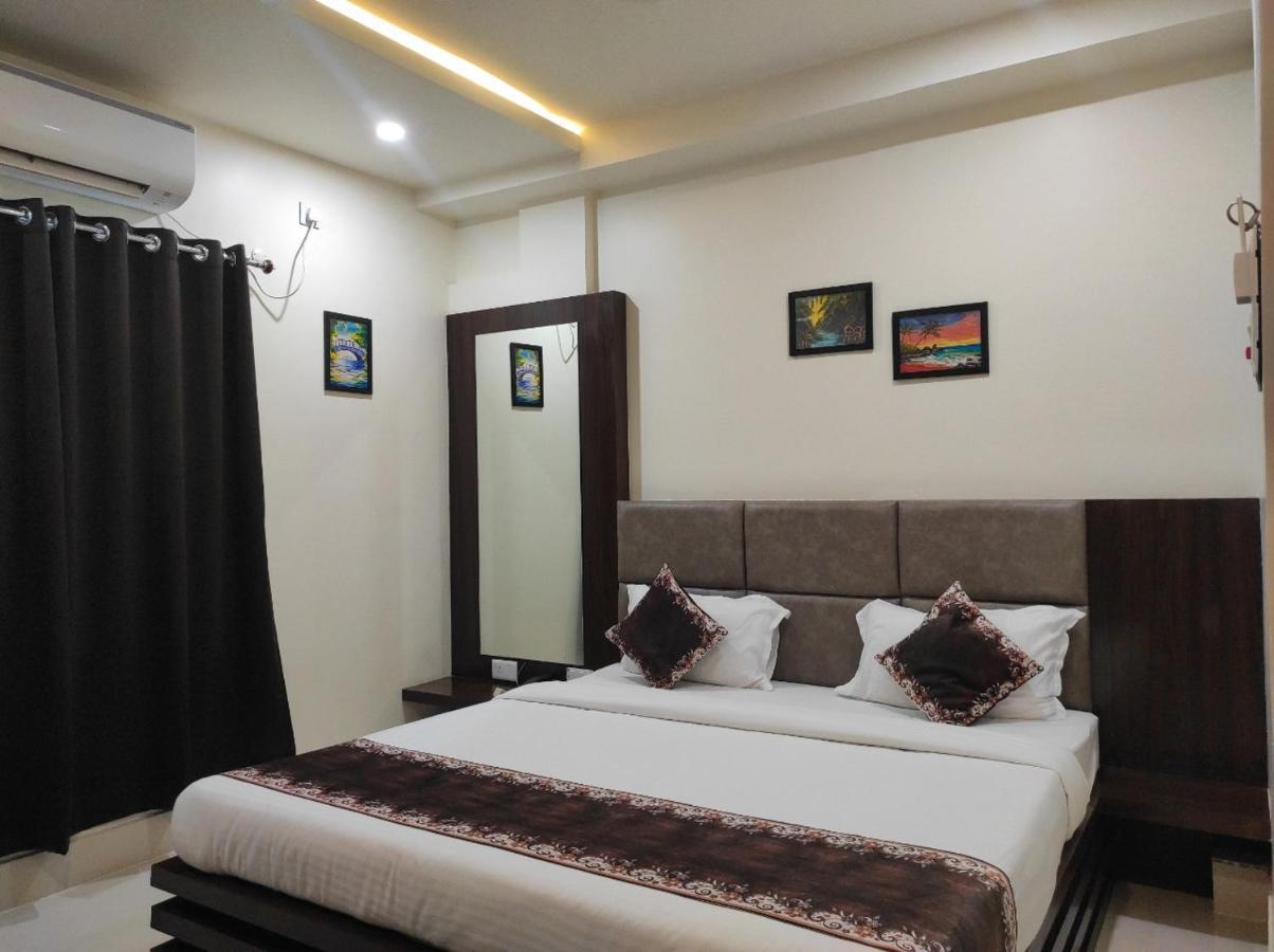 Hotel Paradise - Biswanath Chariali Bishnath Buitenkant foto