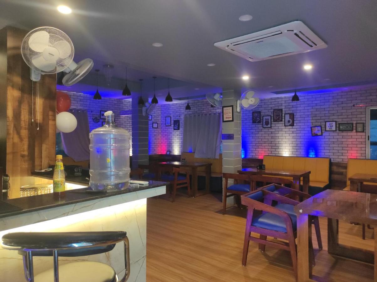 Hotel Paradise - Biswanath Chariali Bishnath Buitenkant foto