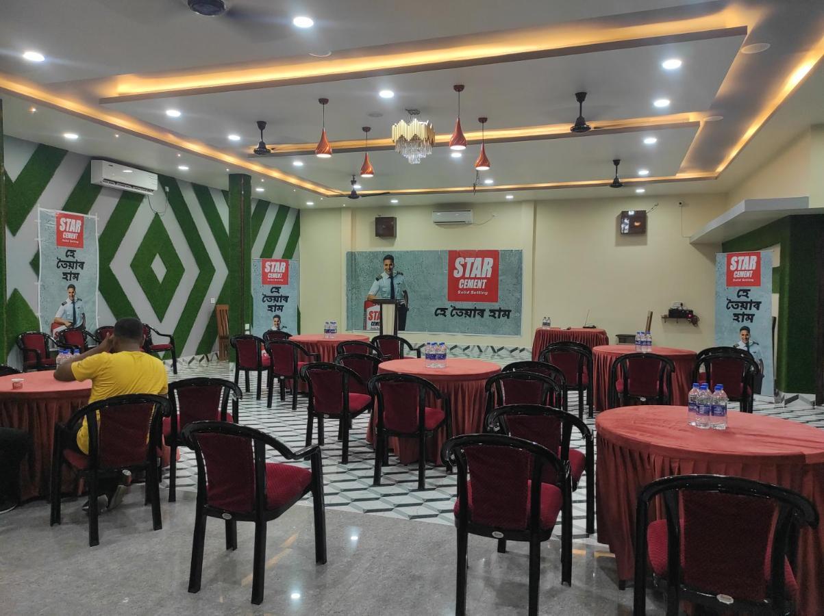 Hotel Paradise - Biswanath Chariali Bishnath Buitenkant foto