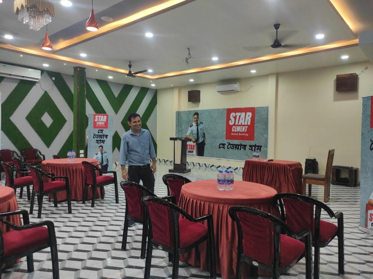 Hotel Paradise - Biswanath Chariali Bishnath Buitenkant foto