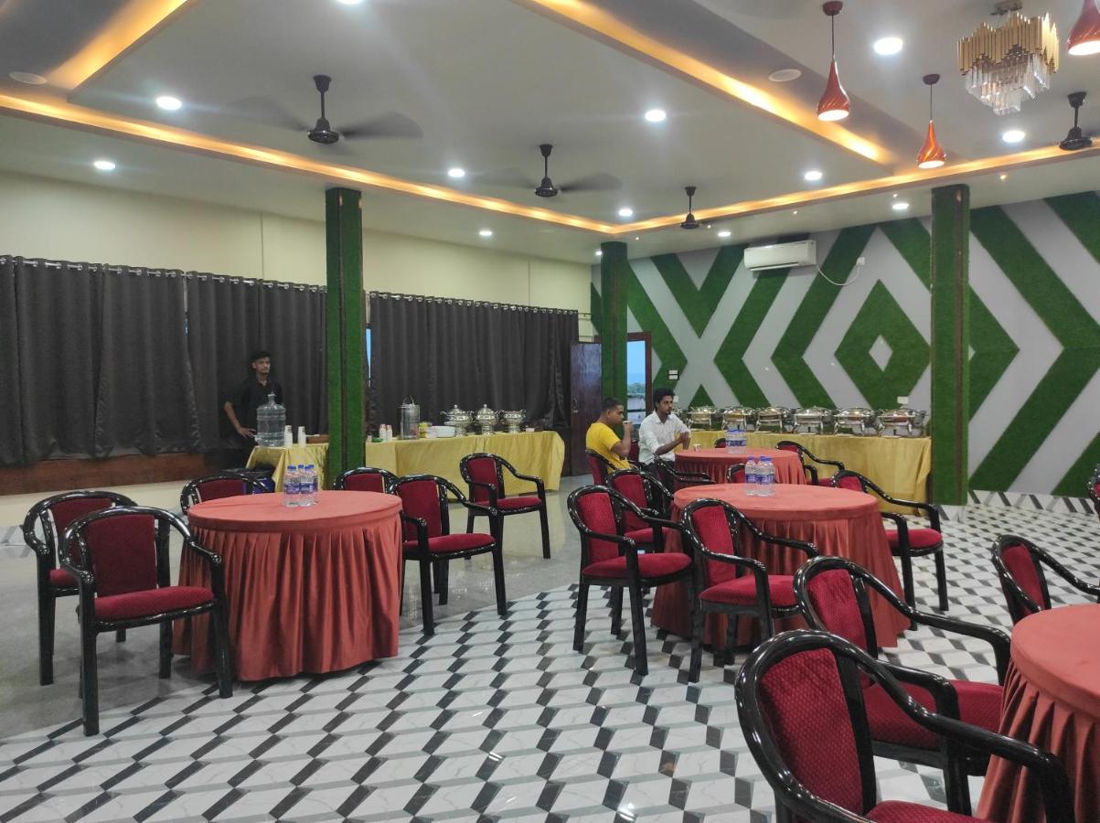 Hotel Paradise - Biswanath Chariali Bishnath Buitenkant foto